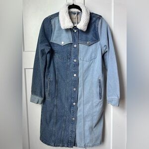 NWT BLANKNYC Two-Toned Denim & Faux Fur Collar Long Sleeve Button Up Jacket SZ S